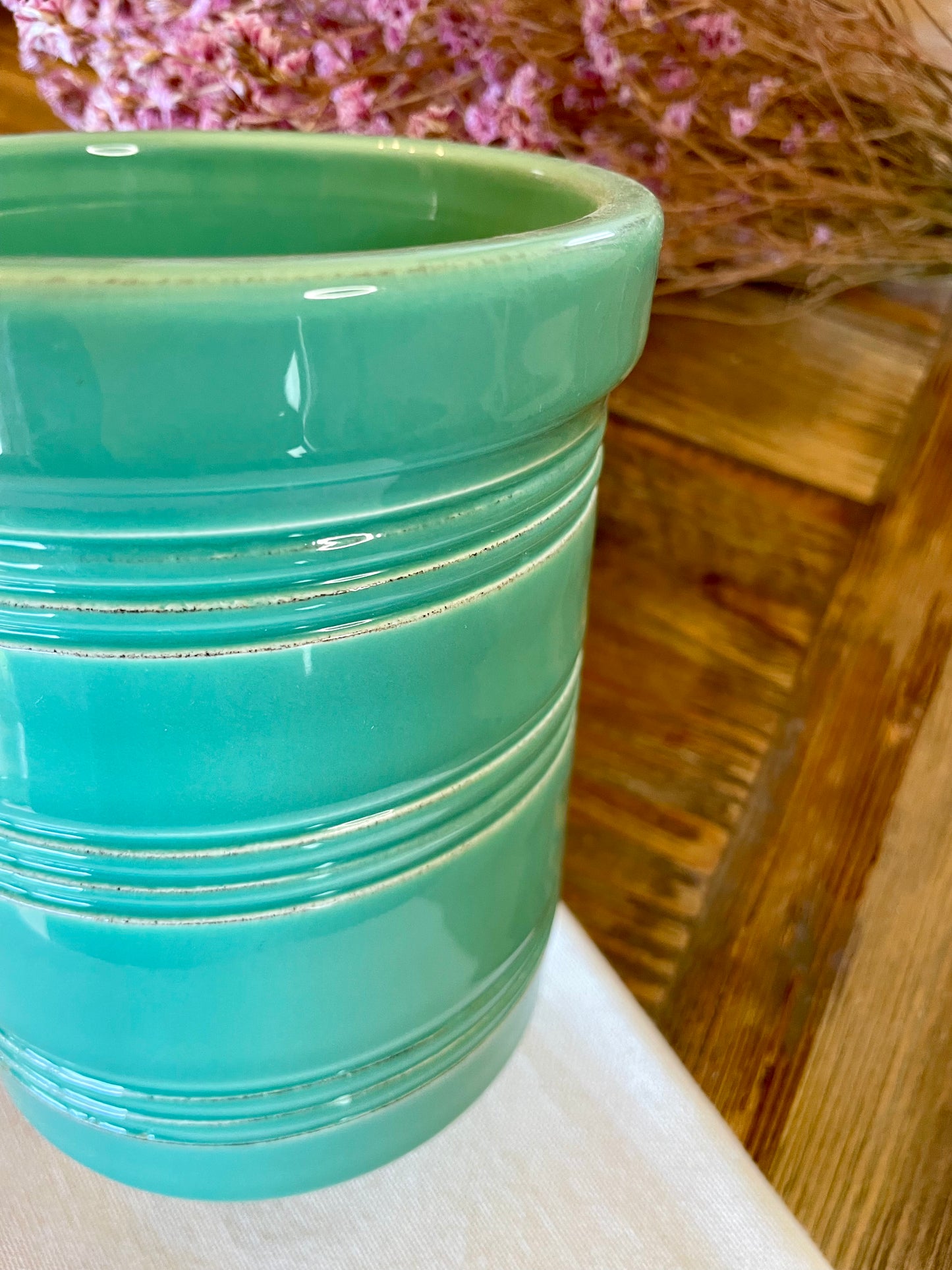 Pot for kitchen utensils