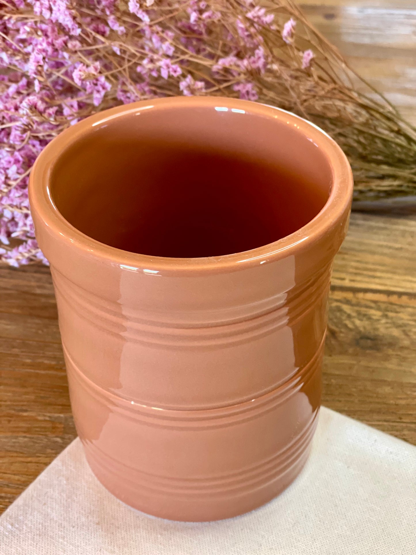 Pot for kitchen utensils