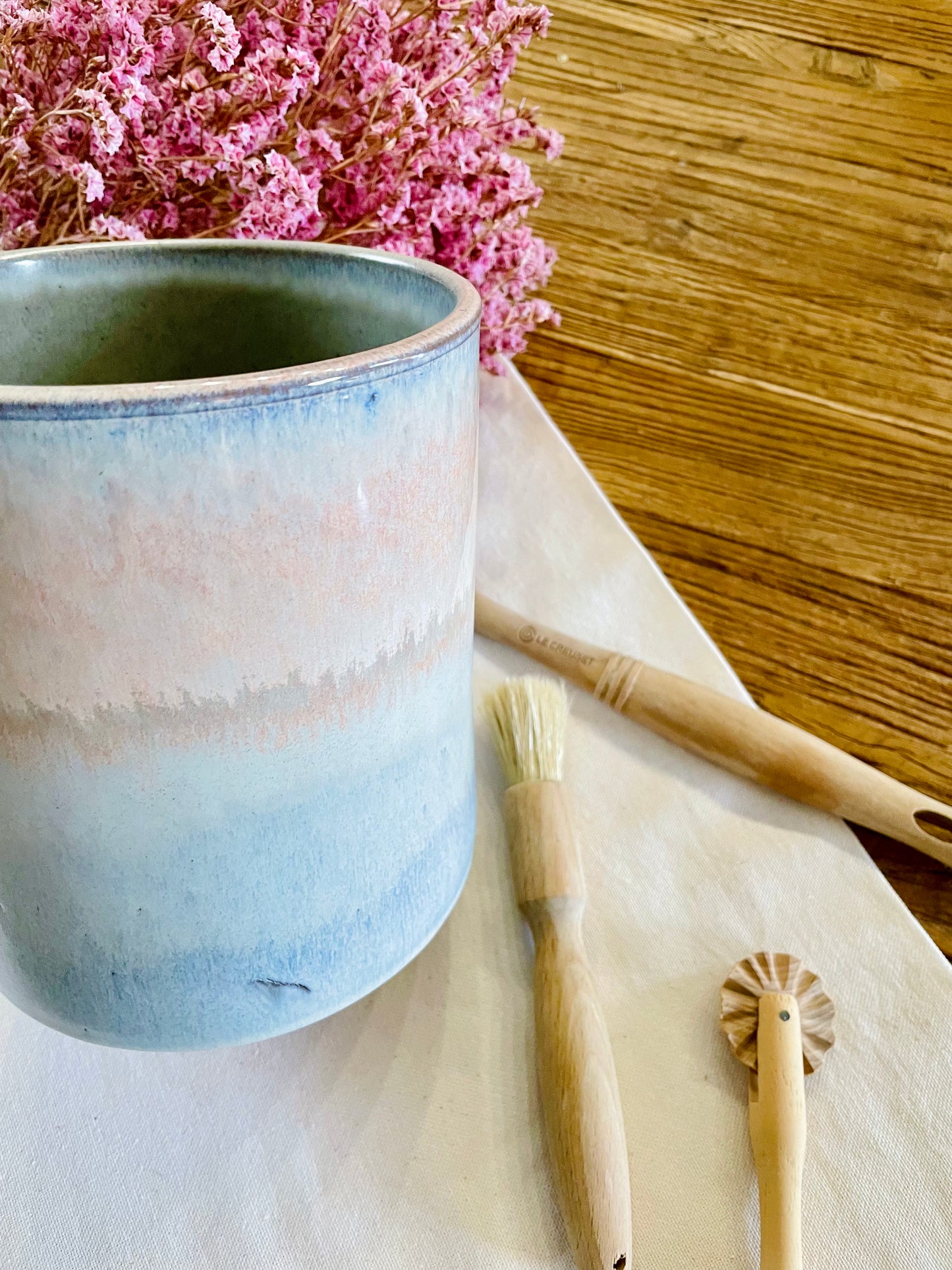 Pot for kitchen utensil