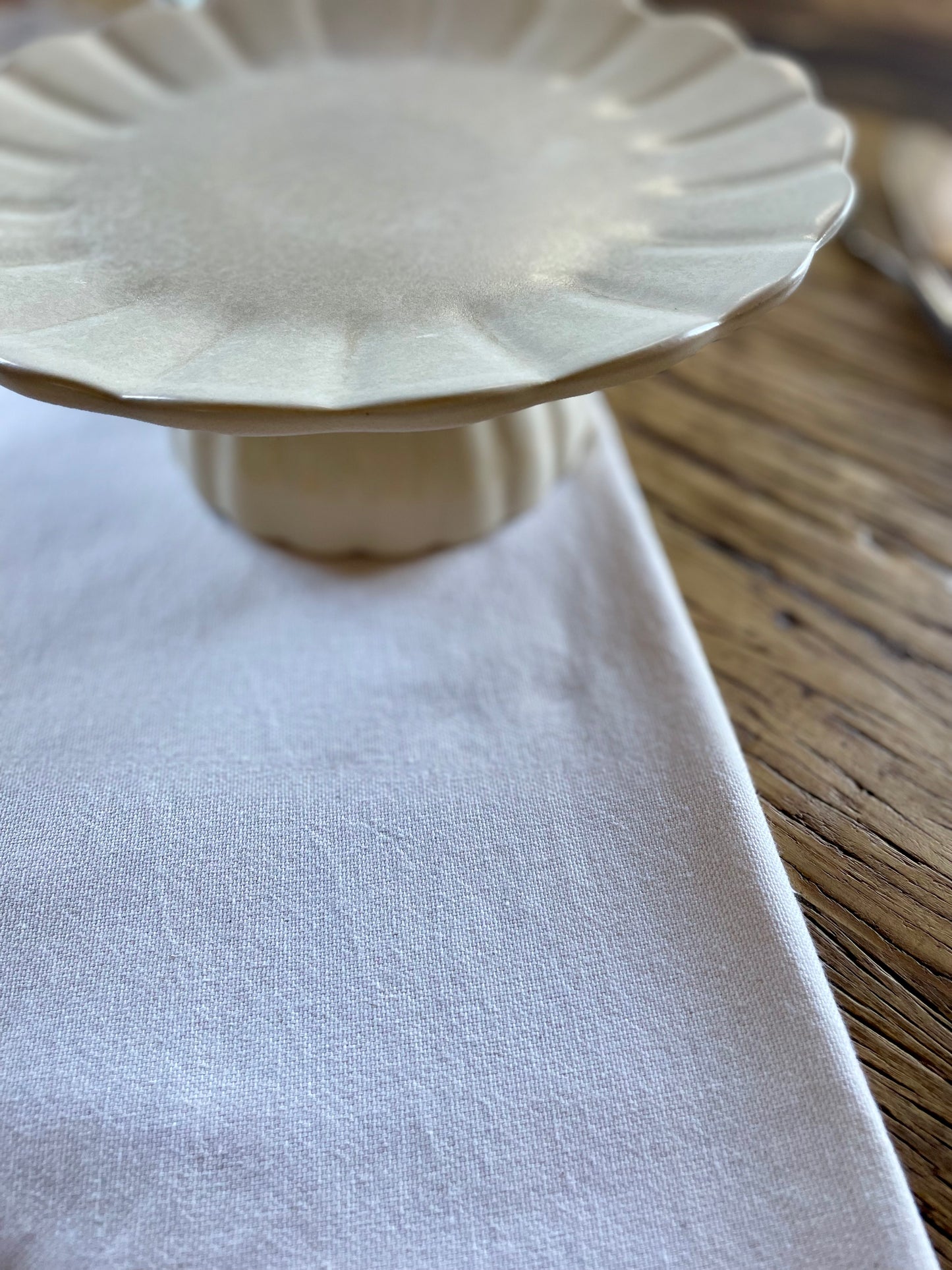 Prato de bolo com pé (pérola)