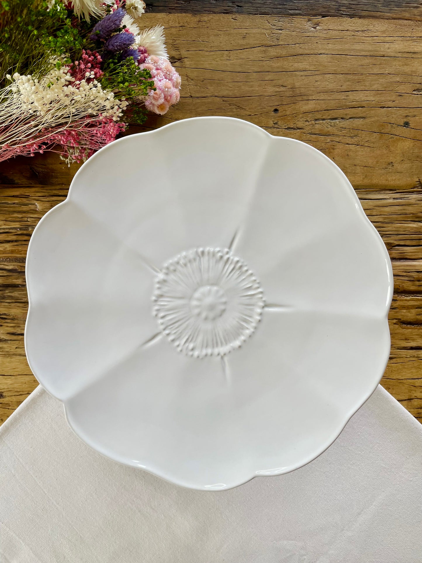 Poppy cake stand (white)