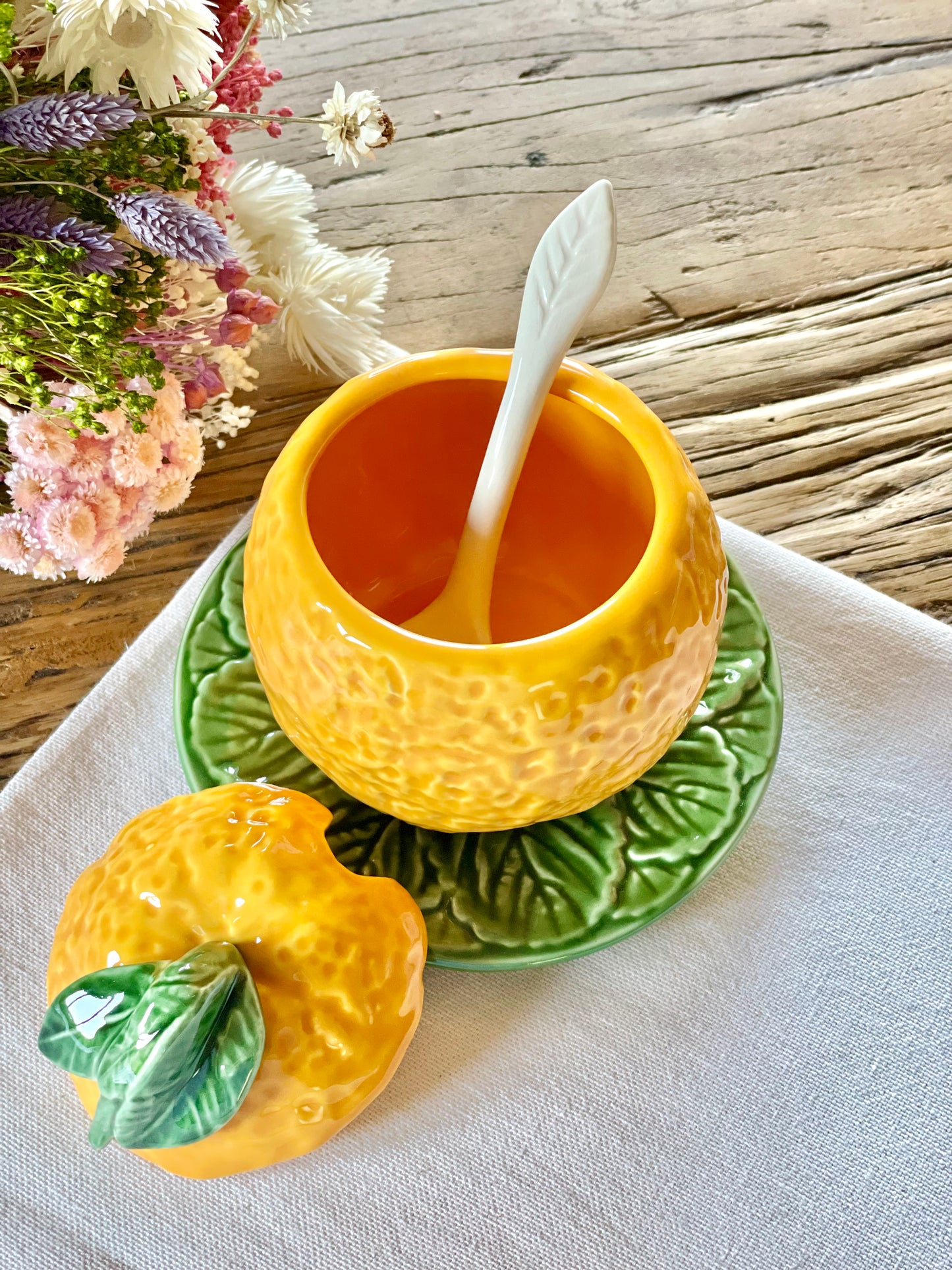 Orange sugar bowl or compote bowl