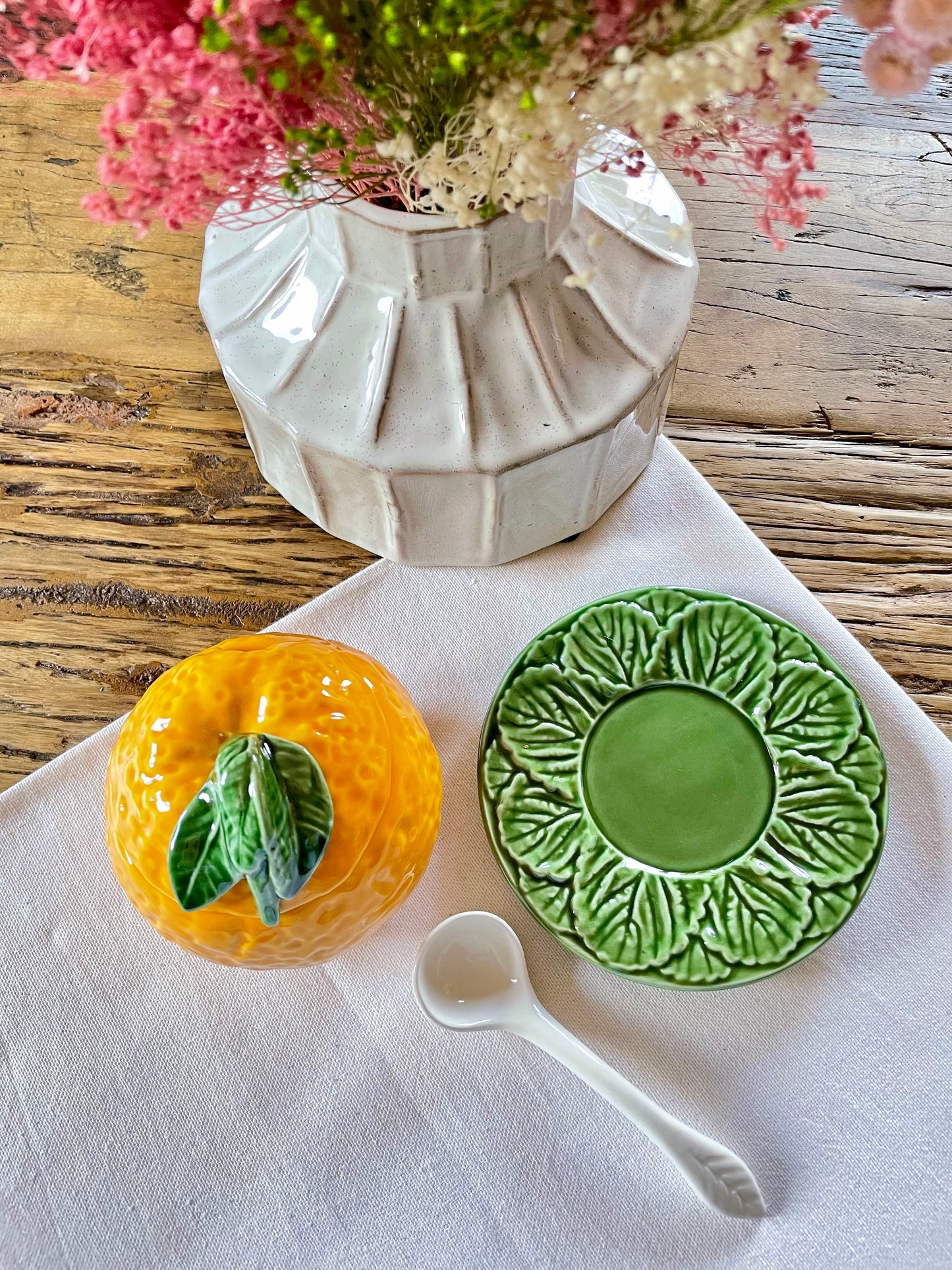 Orange sugar bowl or compote bowl