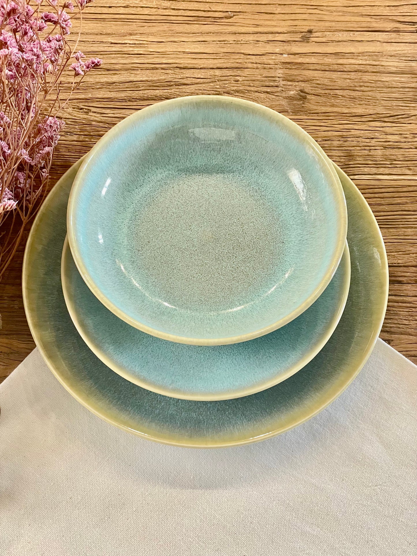 Dinner plate with green and blue tones